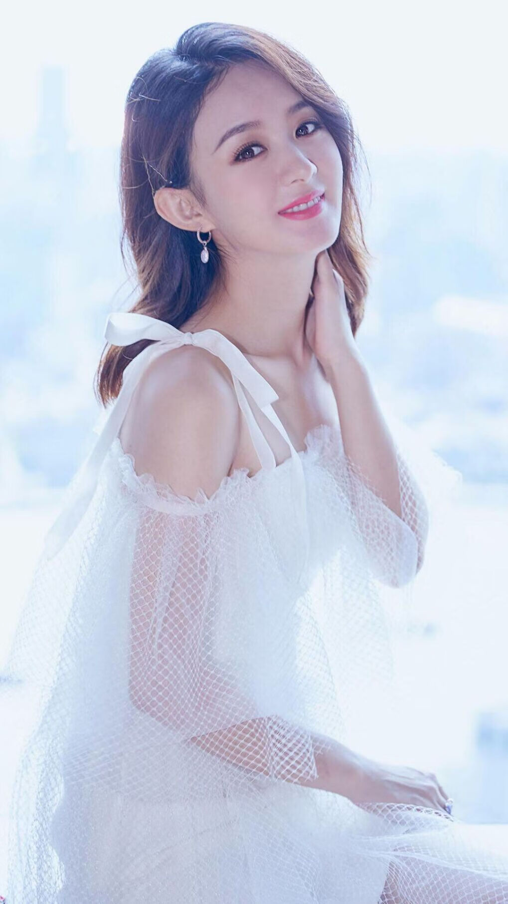 国际热身赛中国女足逆袭 球迷热情高涨,国足热身赛大胜