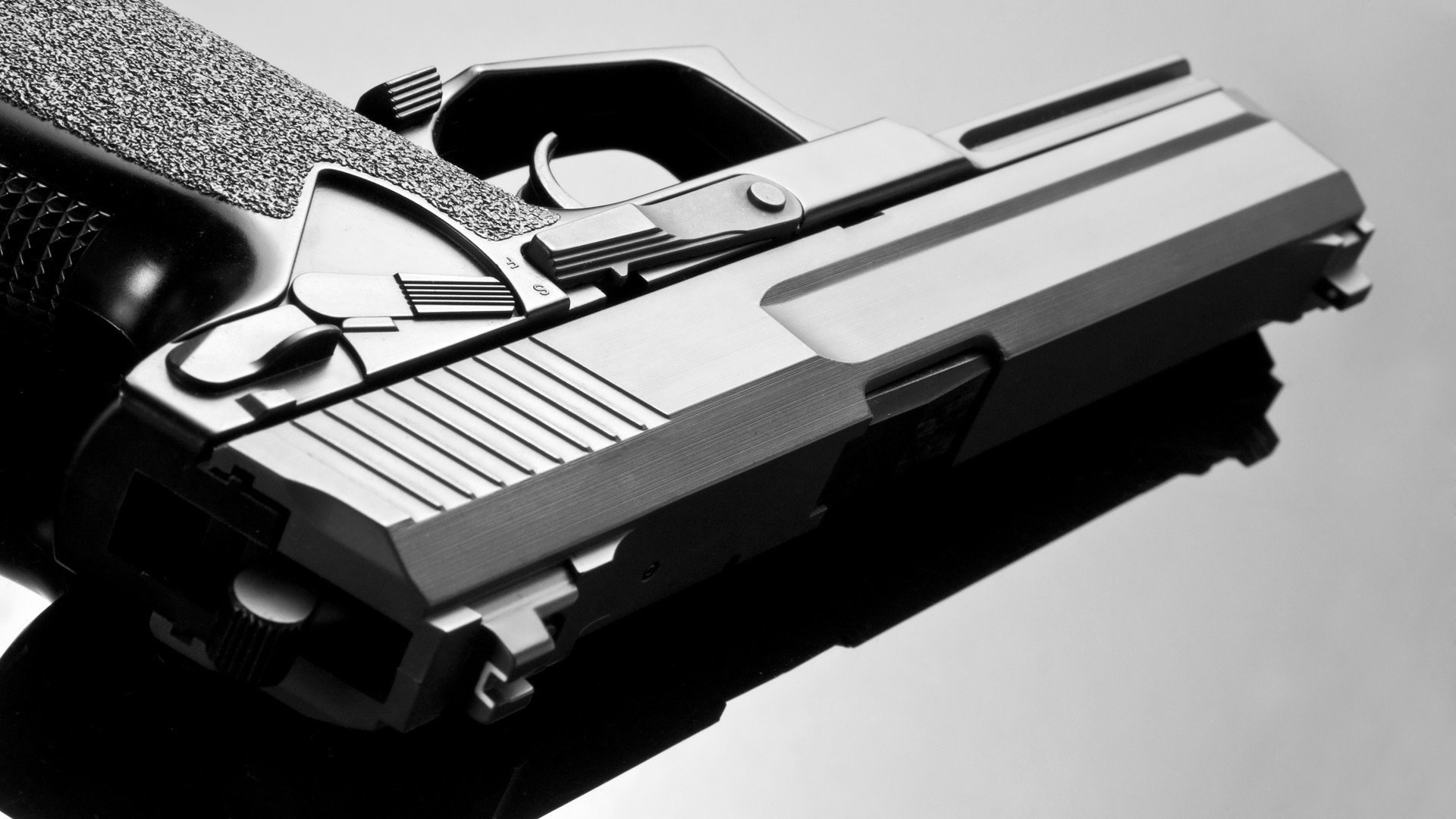 “尼古拉斯·桑特基：阿根廷美洲狮队的战术天才，未来值得关注”