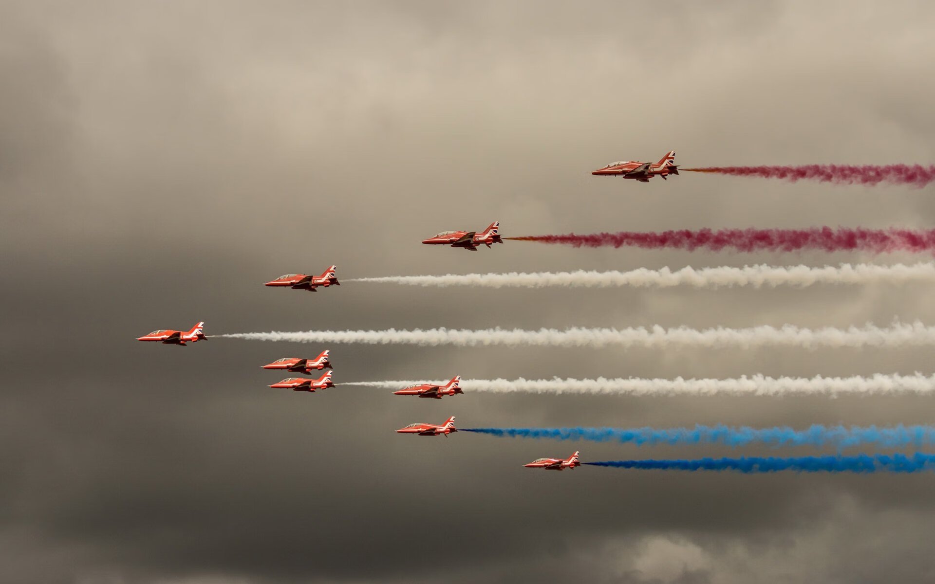 开云官方网页登录-跳水赛陈艺文动作难度升级，跳水冠军陈艺文